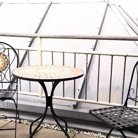 Super Penthouse #9 Oder #6 Mit Aufzug, Terrasse & Wintergarten Im Zentrum