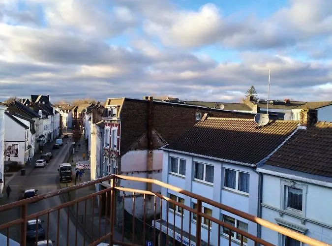 Super Penthouse #9 Oder #6 Mit Aufzug, Terrasse & Wintergarten Im Zentrum