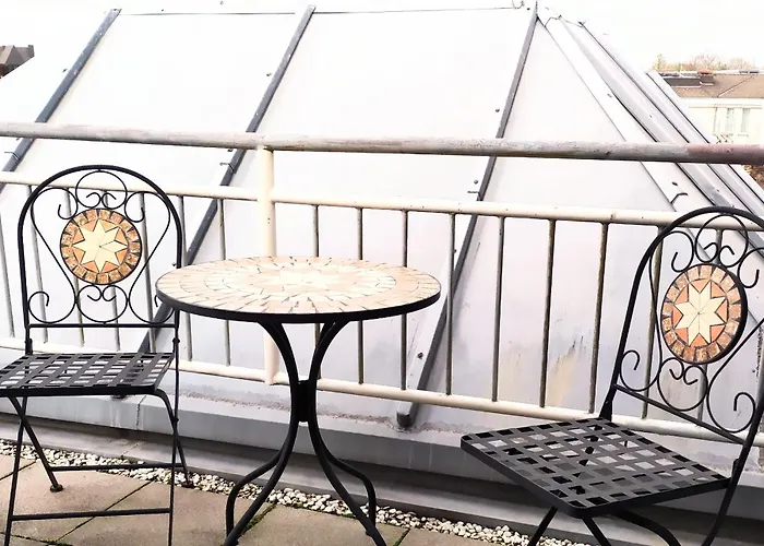 Super Penthouse #9 Oder #6 Mit Aufzug, Terrasse & Wintergarten Im Zentrum